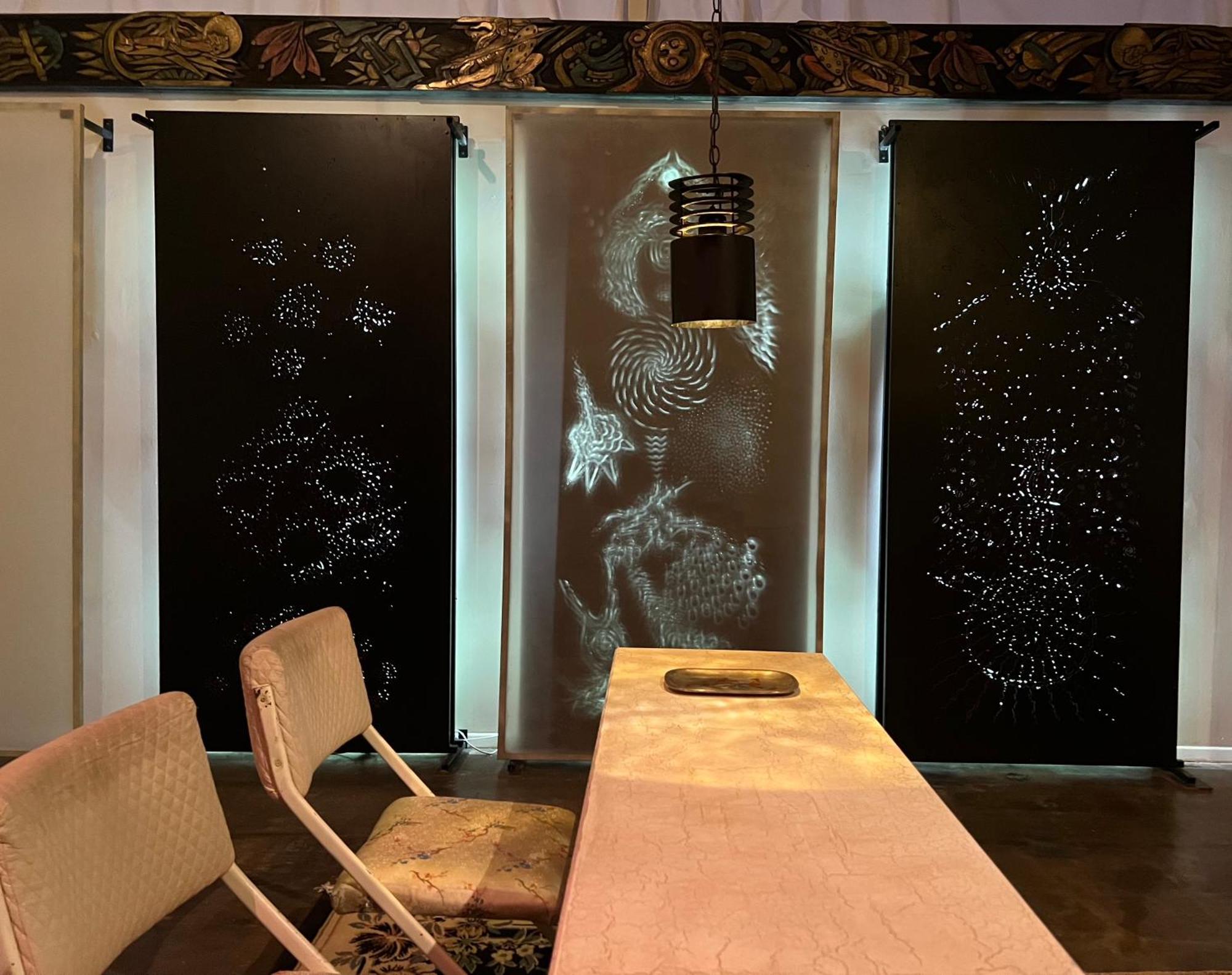Space Castle: A 1950S Gas Station Transformed Into An Art Themed Wonderland 트루스오어콘시퀀시스 외부 사진