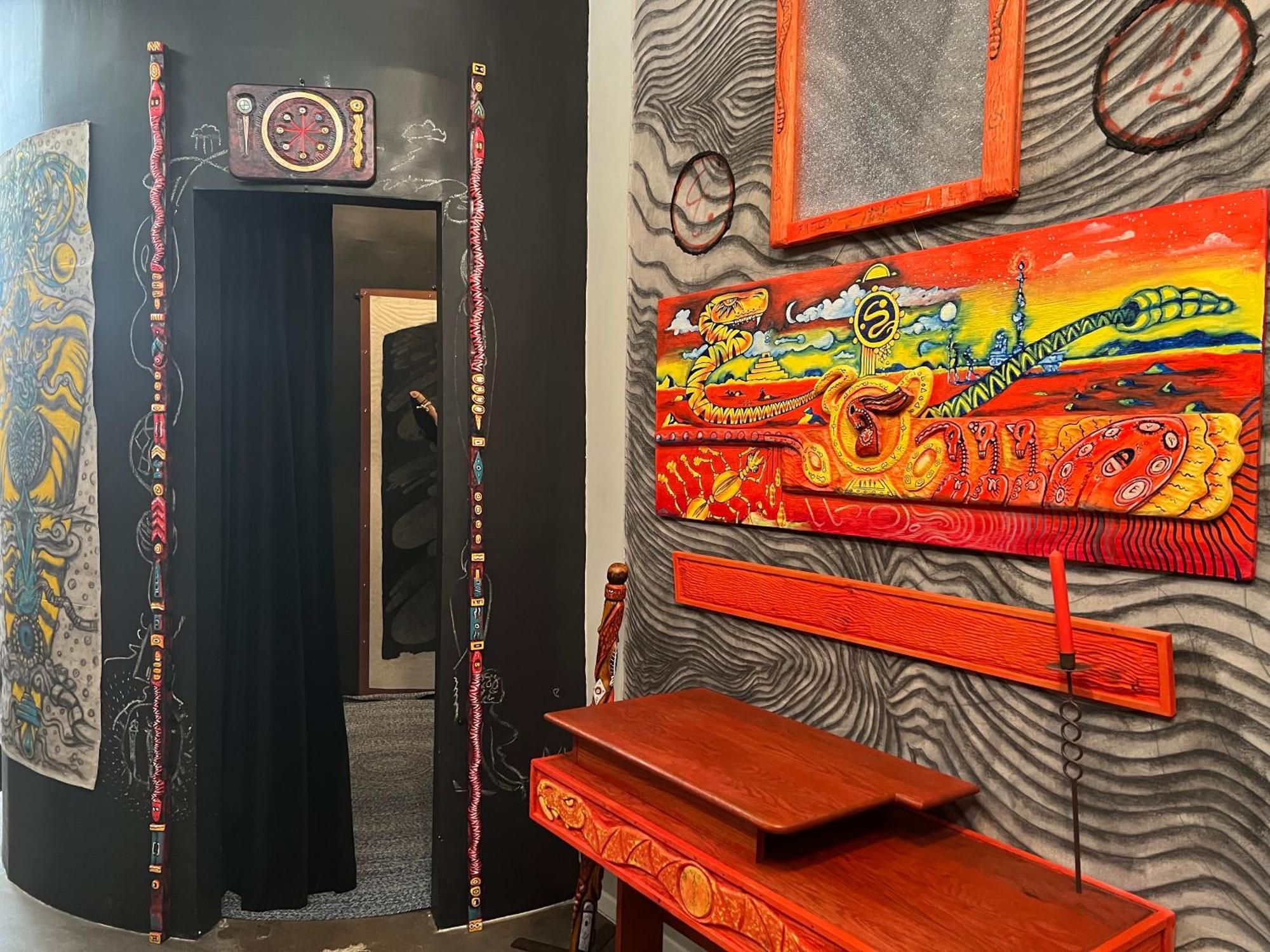 Space Castle: A 1950S Gas Station Transformed Into An Art Themed Wonderland 트루스오어콘시퀀시스 외부 사진
